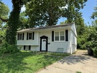 Building Photo - Far Eastside 4 Bedroom 2 Bath