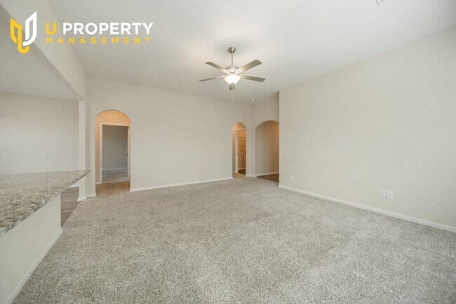 Building Photo - 1817 Dahlia Way