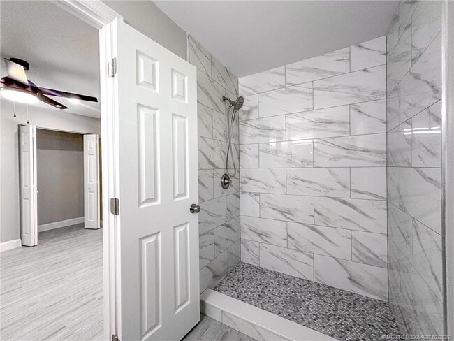 Building Photo - 315 SE Norfolk Blvd