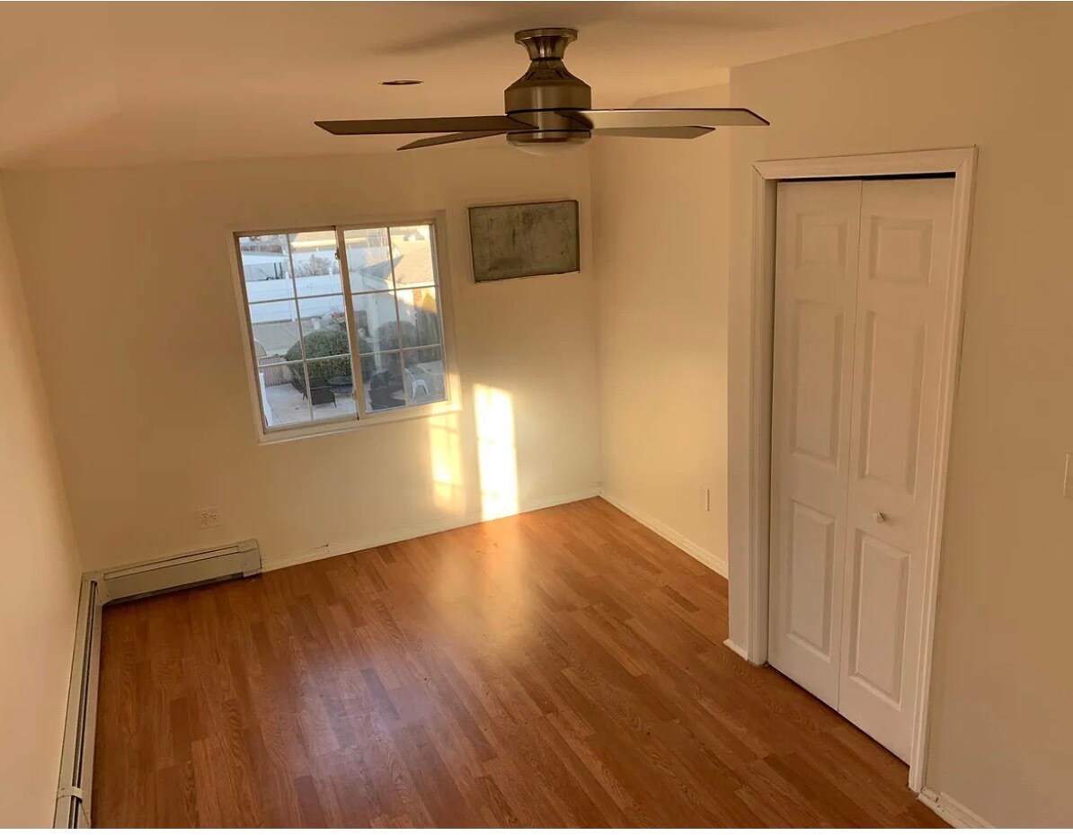 Bedroom - 11605 150th Ave