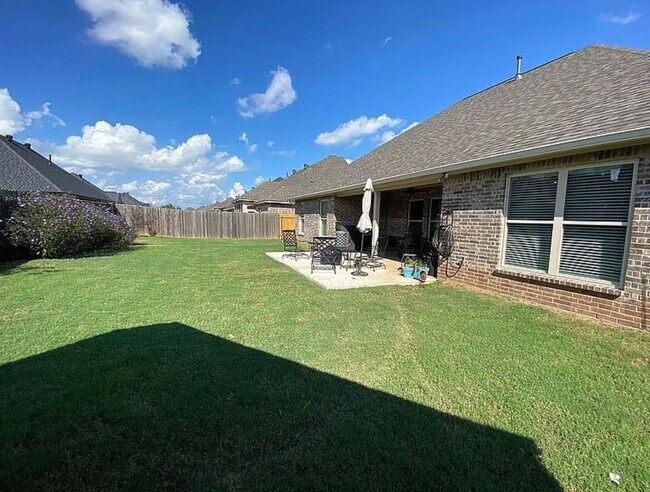 Building Photo - Cypress Bend- 4 bedroom!