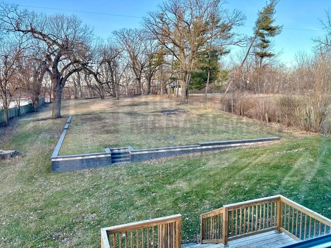 Building Photo - 4Bed/2Bath/1-Acre - A Private Oasis and a Touch of Luxury