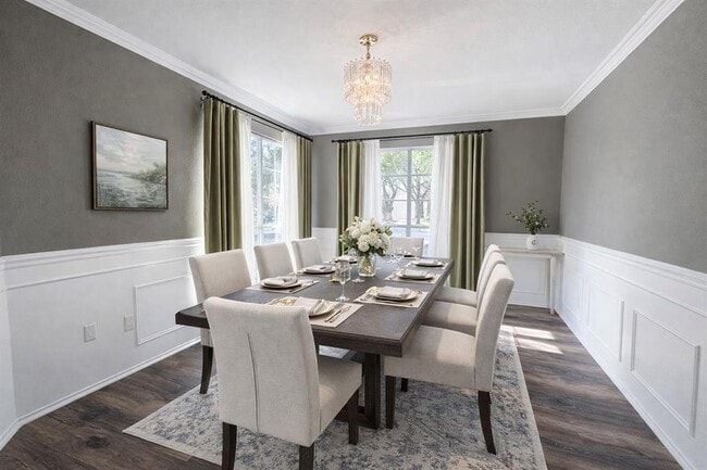 Building Photo - 9313 Sanford Dr