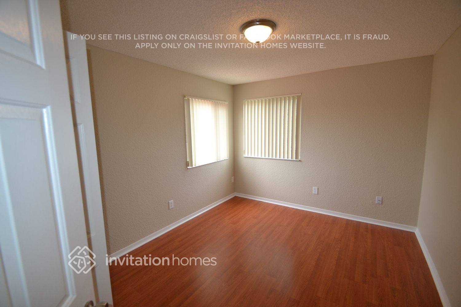 Building Photo - 1614 SW 158th Terrace