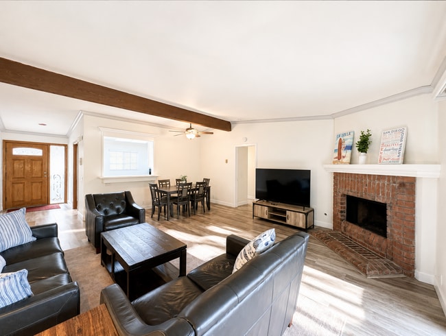 Building Photo - Tranquil Furnished 2 Bedroom in Boardwalk Community! 2 Assigned Underground Parking Spaces! New I...