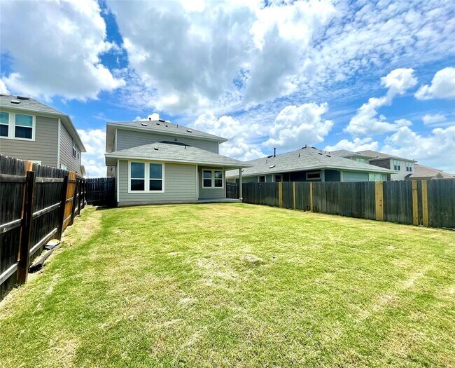 Building Photo - 6701 Wolf Pack Dr