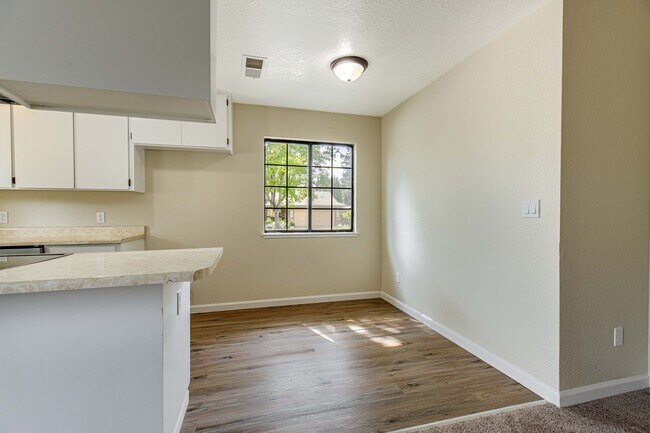 Building Photo - 3521 Akeby Dr
