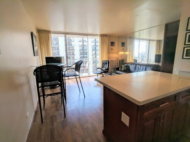 Building Photo - PAVILION AT WAIKIKI FULLY FURNISHED 1BD/1BA/1PK CENTRAL AC
