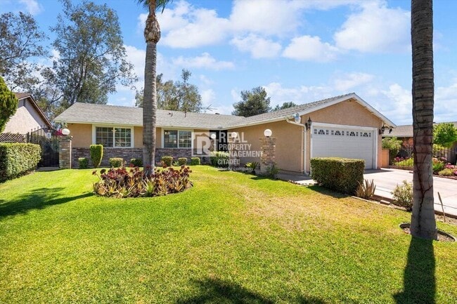 Building Photo - 16653 Mallory Dr