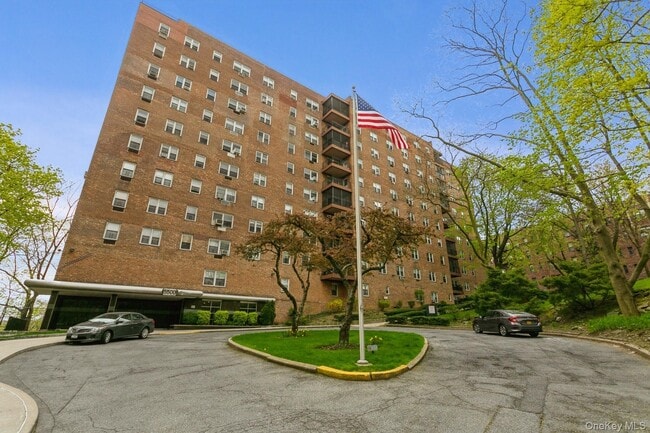 Building Photo - 5500-5500 Fieldston Rd