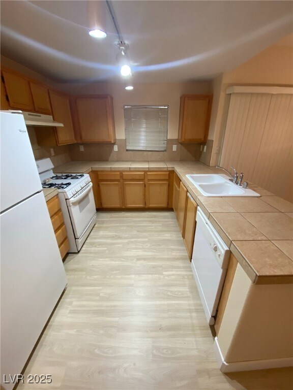 Building Photo - 3825 Juno Beach St