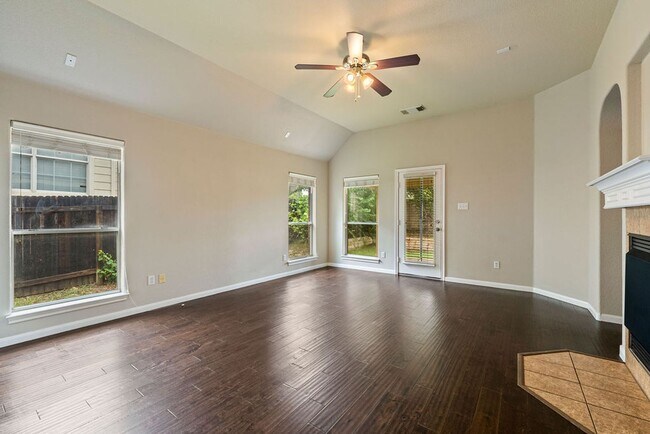 Building Photo - Beautiful 3 bedroom, 2 bathroom home in Northwest Austin!!!