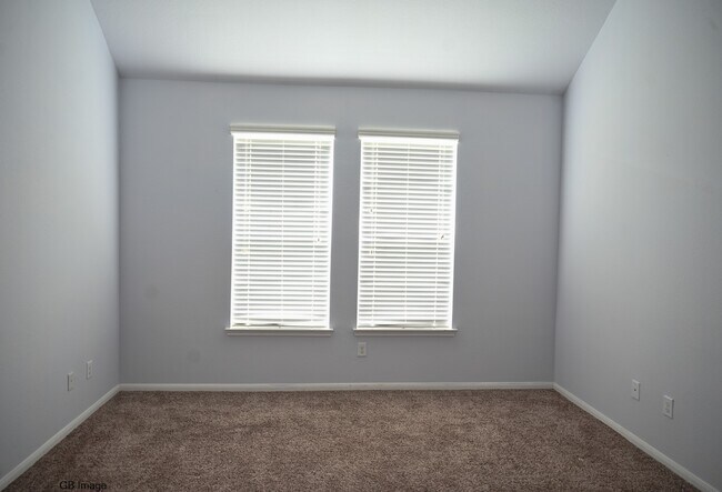 Building Photo - 5418 Gibralter Pl