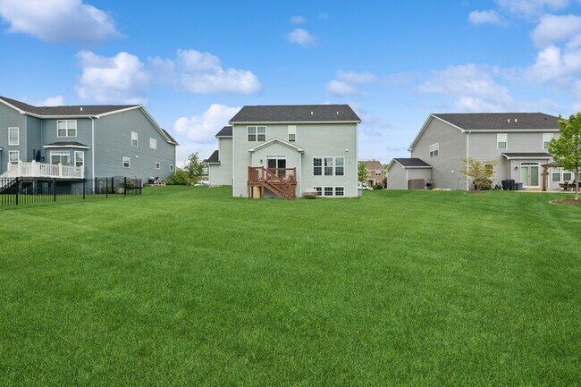 Building Photo - 25451 Medinah Ln