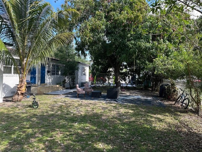 Building Photo - 1250 NW 58th St