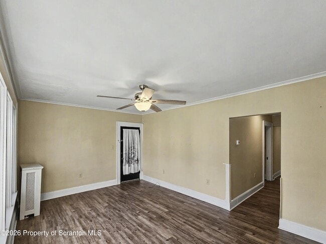 Building Photo - 1614 Linden St