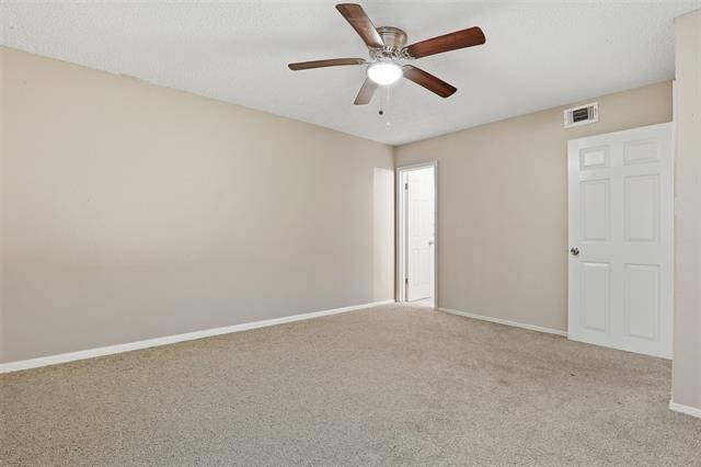 Building Photo - 6811 Trail Lake Dr