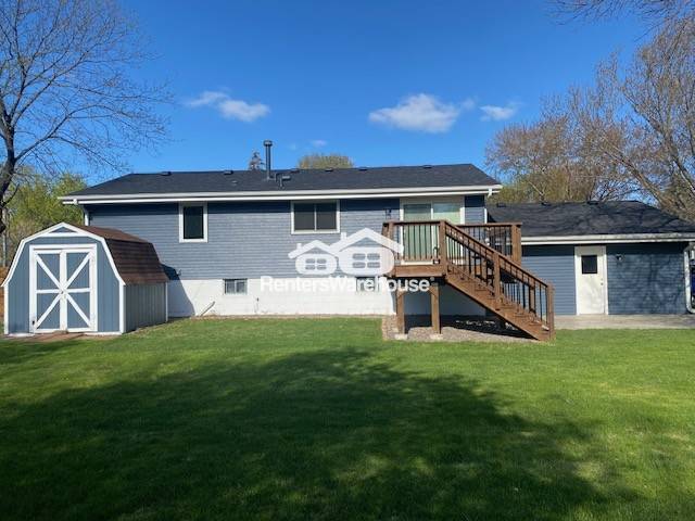 Building Photo - 3600 Trenton Ln N