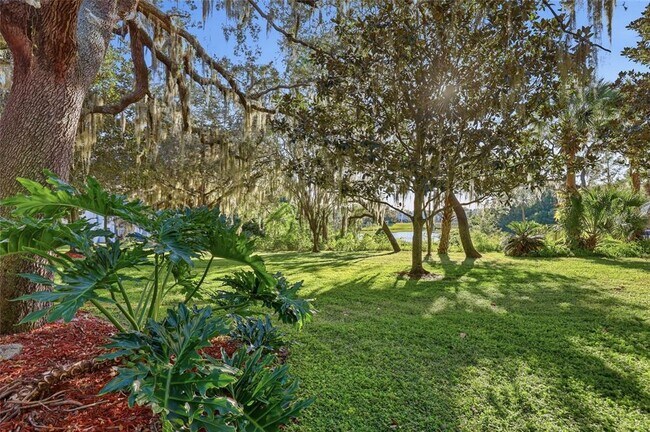 Building Photo - 2532 Grassy Point Dr