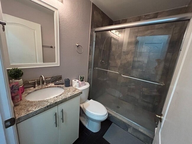 Building Photo - 321 SW 87th Path