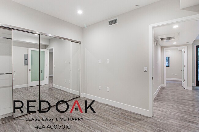 Building Photo - 5550 Bonner Ave