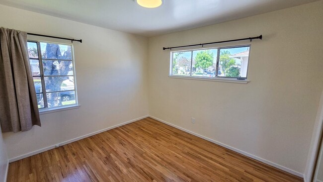 Building Photo - East Whittier 3 Bed 1.5 Bath House With Remodeled Kitchen and Bathrooms Available Now!