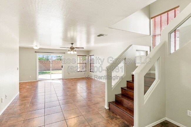 Building Photo - 22593 W Solano Dr