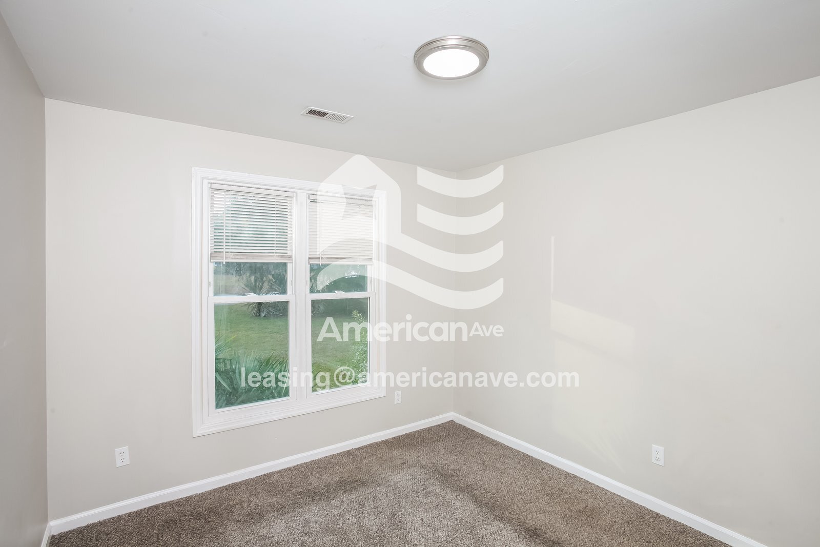 Building Photo - 2912 S Partridge Cir
