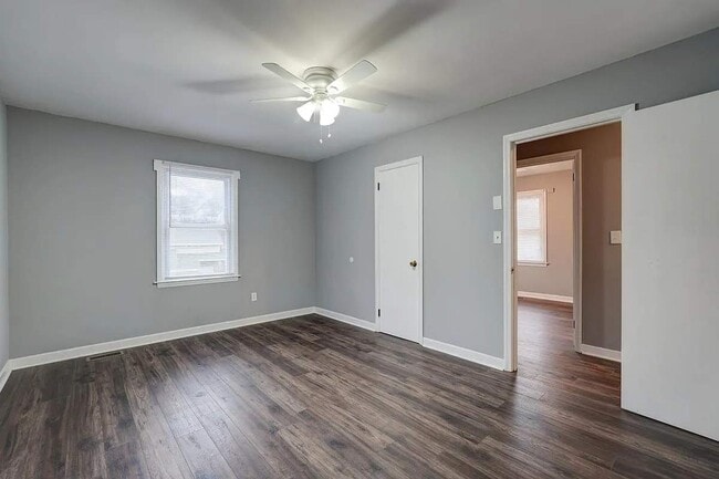 Building Photo - 421 sharpe st woodruff sc