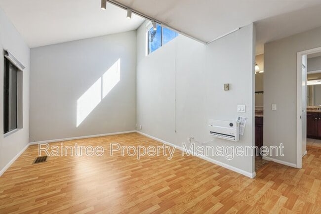 Building Photo - 3256 Via Marin