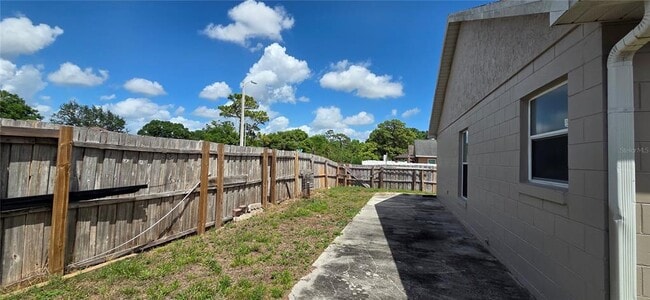 Building Photo - 282 Briar Bay Cir