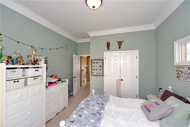 Building Photo - 265 Windsor Gate Cove NE