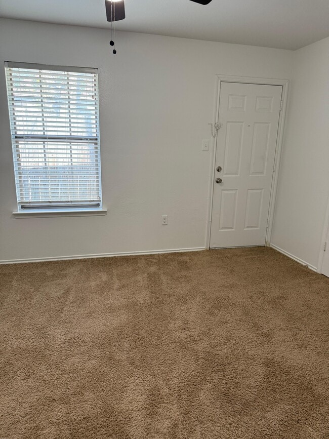 Building Photo - 1920 Galveston Ave