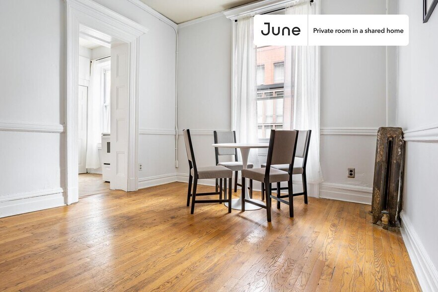 Building Photo - Room in Shared 4 bed/1 bath home in Chelsea
