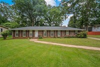 Building Photo - 4839 Lehigh Dr