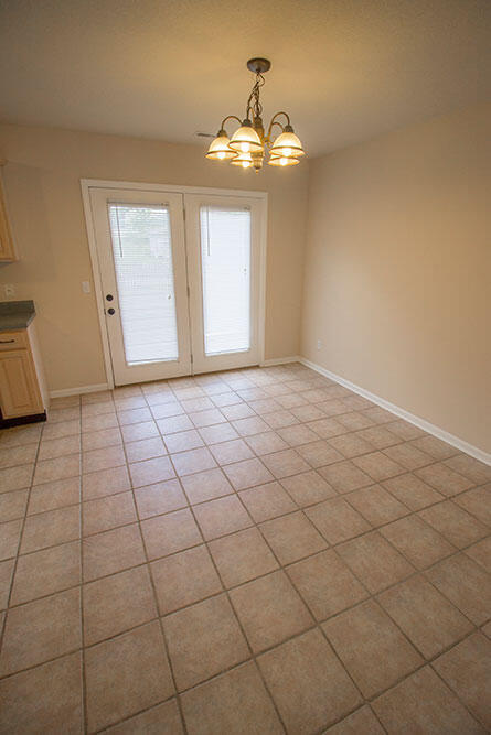 Building Photo - 1871 Harmony St