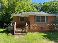 Building Photo - 418 W Fredericks St