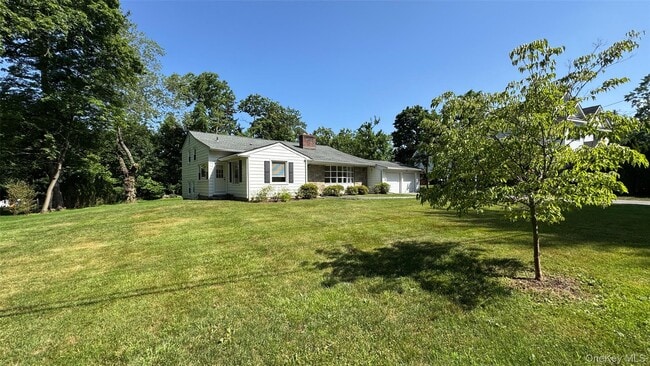 Building Photo - 3 Stonewall Ln