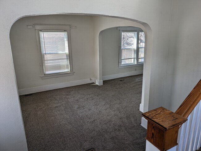 Living room from entryway - 830 Y St