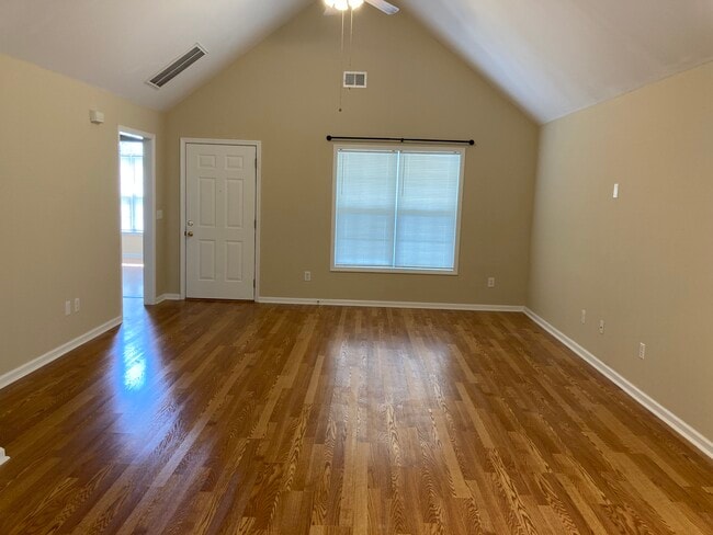 Building Photo - 3440 Southbrook Cir