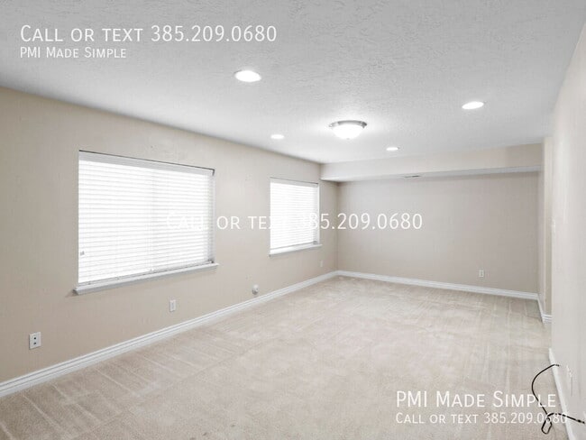 Building Photo - Spacious 5-Bed Home, Cedar Hills, Mountain...