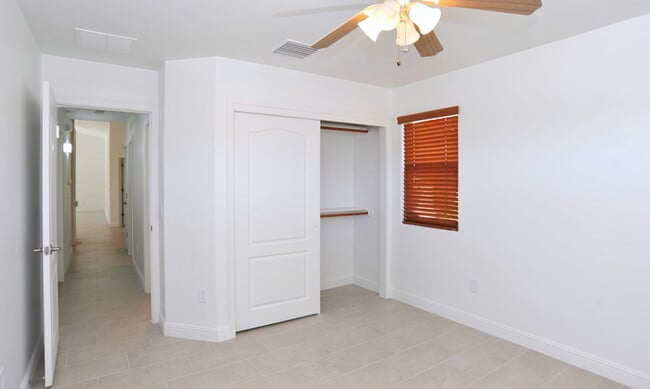 Building Photo - 3 bedroom 2 bathroom in Vail School District