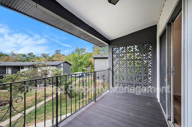 Building Photo - 7801 W 83rd St