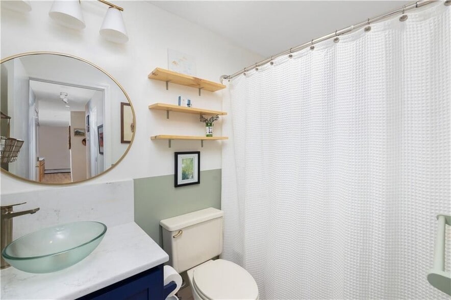 Building Photo - 66 Girard Ave