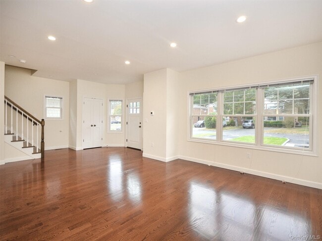 Building Photo - 30 Dunes Ln