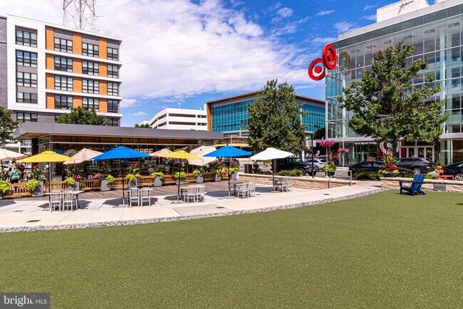 Building Photo - 2312 Wheystone Ct