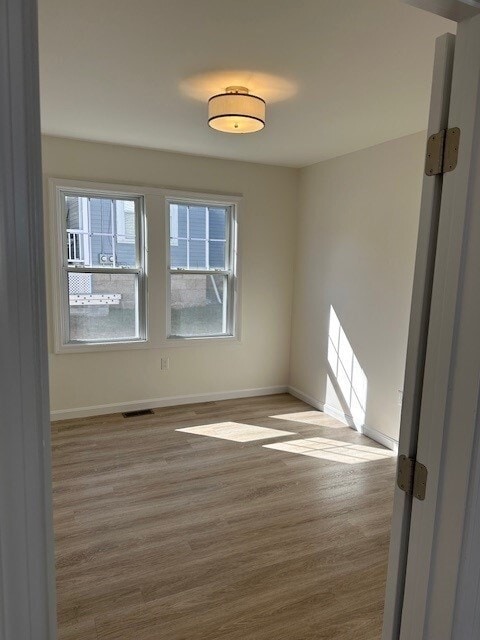 Building Photo - 15 Chestnut St