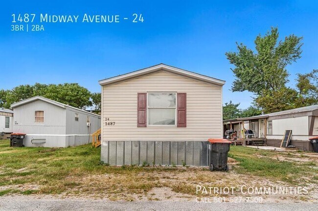 Building Photo - 1487 Midway Ave