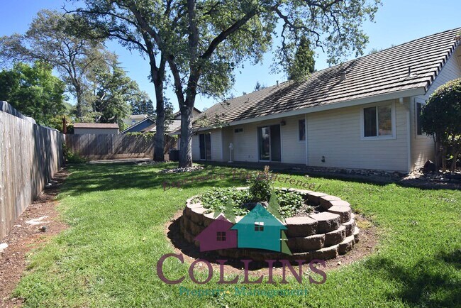 Building Photo - 505 Adriana Pl