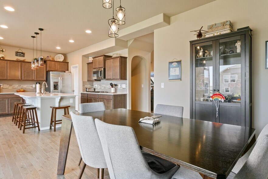 Building Photo - 5775 Thurber Dr